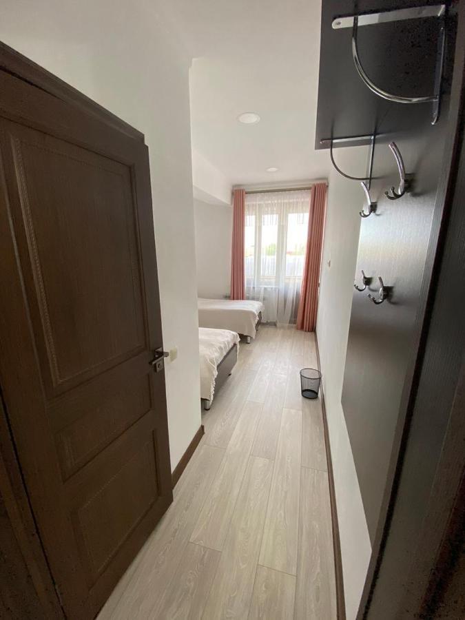 Saty Guest House Ngoại thất bức ảnh