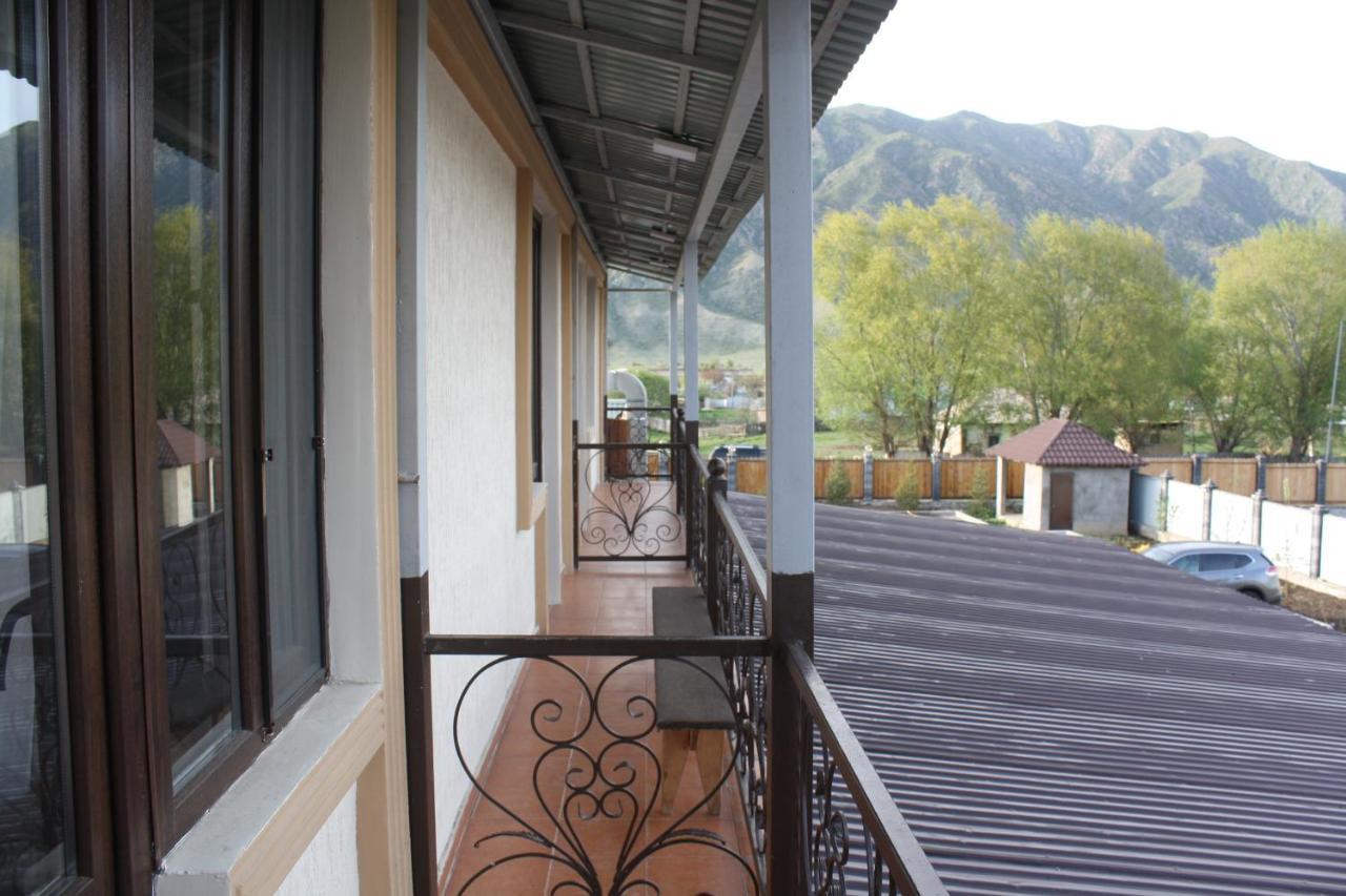 Saty Guest House Ngoại thất bức ảnh